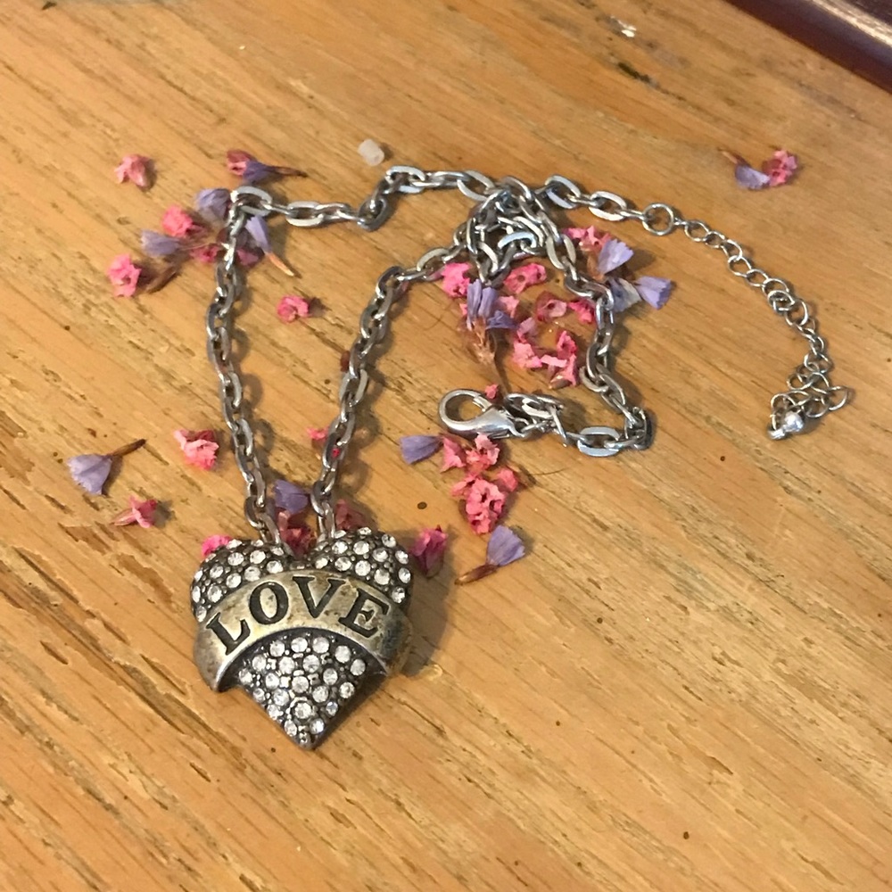 Rhinestone heart necklace